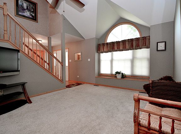 5th image of 17517 Mayher Dr