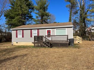 5753 Crescent Blvd, Roanoke, VA 24018
