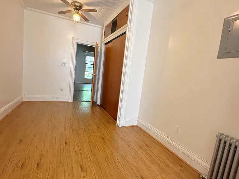 939 Lorimer St #2 — Photo 2