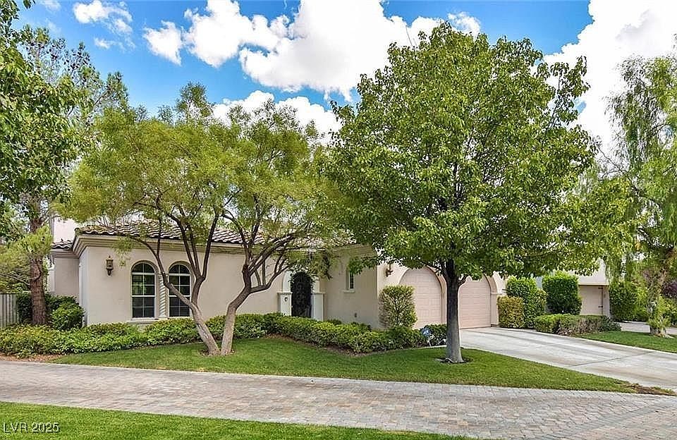 1st image of 3362 Birchwood Park Cir