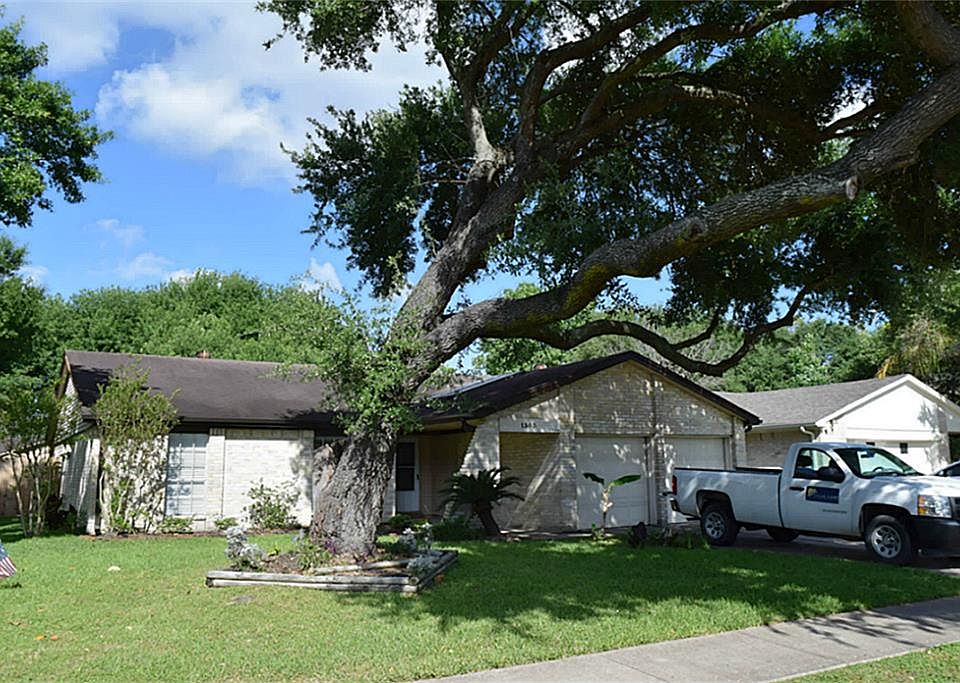 1st image of 1303 Ashwood Dr