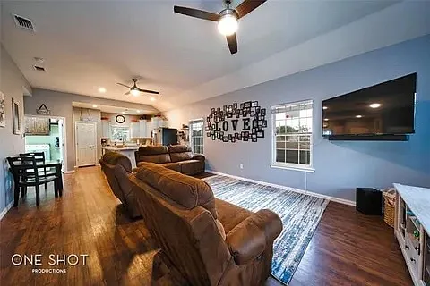 1806 S 5th — Photo 7