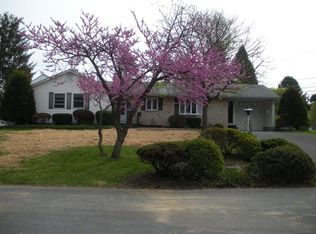100 N Huntington Ave, Danville, PA 17821