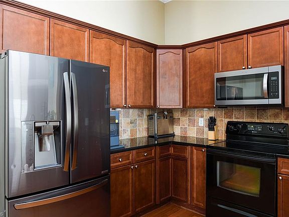 5th image of 4762 Tatton Park Cir Unit 3A