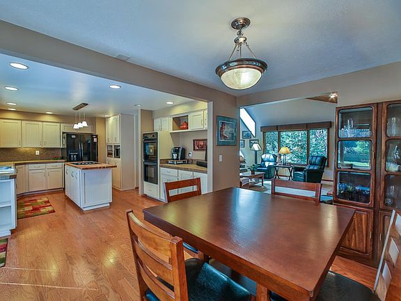 5th image of 11726 N Fairwood Dr