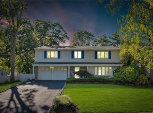 28 Cornelia Ln, Lake Grove, NY 11755