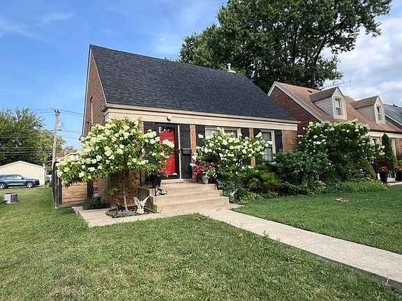 2nd image of 3721 Kemman Ave
