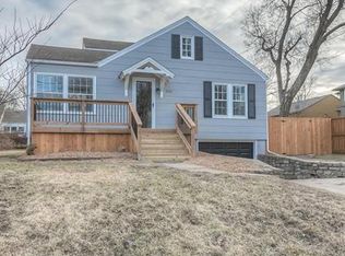 5705 W 55th St, Mission, KS 66202