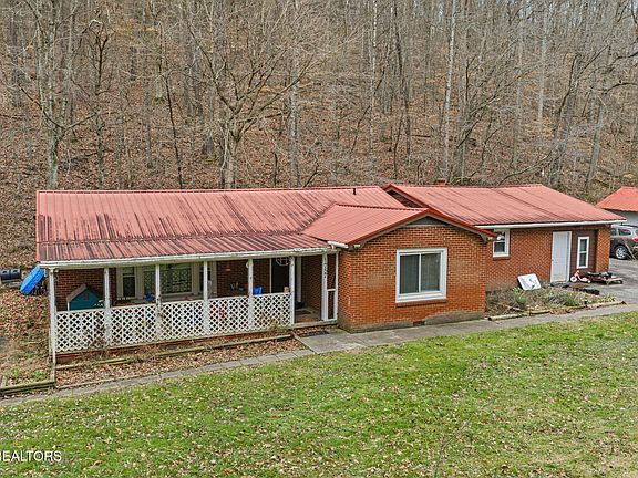 3rd image of 1757 Swan Pond Rd