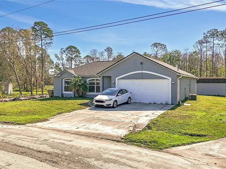 37 Peterlee Ct — Photo 2