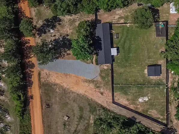 1661 Mule Creek Rd, Byron, GA 31008