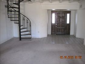 3rd image of 5759 E Ellis St