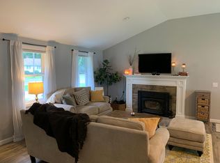 127 Glenwood Rd, Clinton, CT 06413