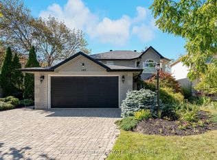 142 Nelson St, Barrie, ON L4M 4K8