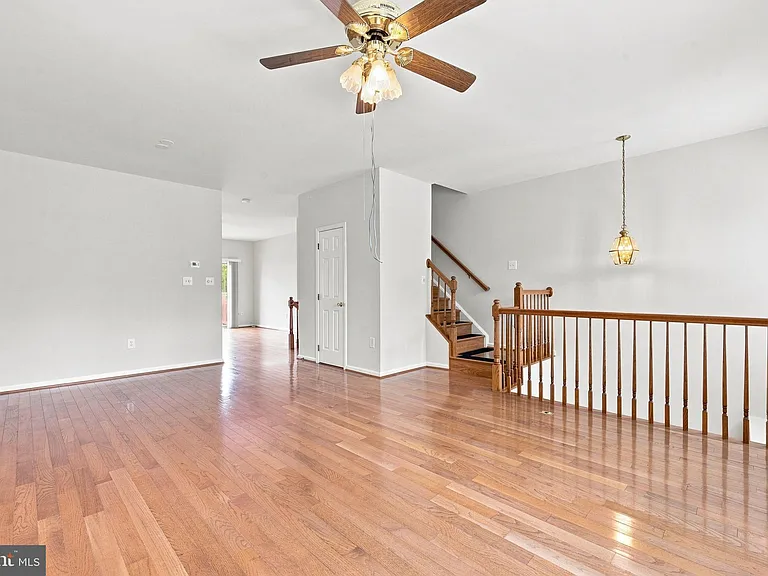 6147 Early Autumn Dr — Photo 12