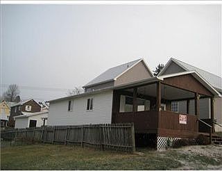 1st image of 44 Penn Ave