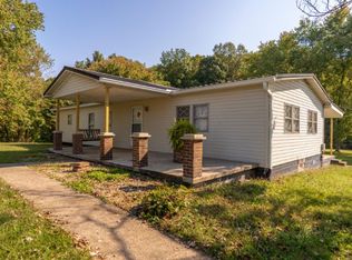 1882 Stilesville Rd, Science Hill, KY 42553