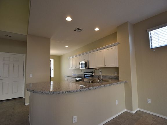3rd image of 17534 W Lisbon Ln