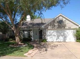 4012 Spring River Dr, Pearland, TX 77584