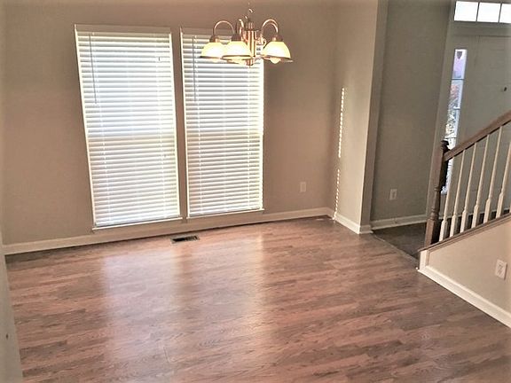2nd image of 2908 Harbor Lights Dr