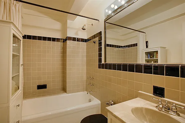 Sold by Corcoran | media 10