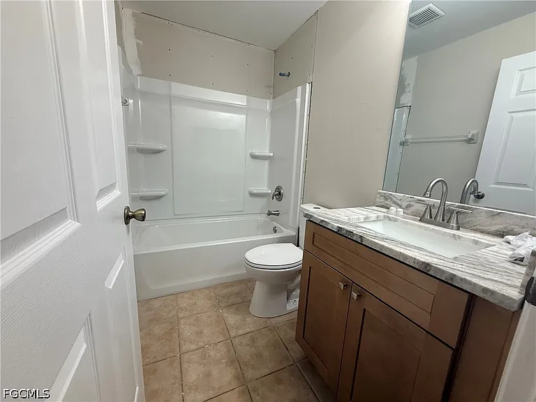 2510 Martin Ave S #2510 — Photo 9