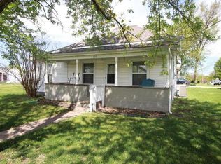 128 S School St, Goodman, MO 64843