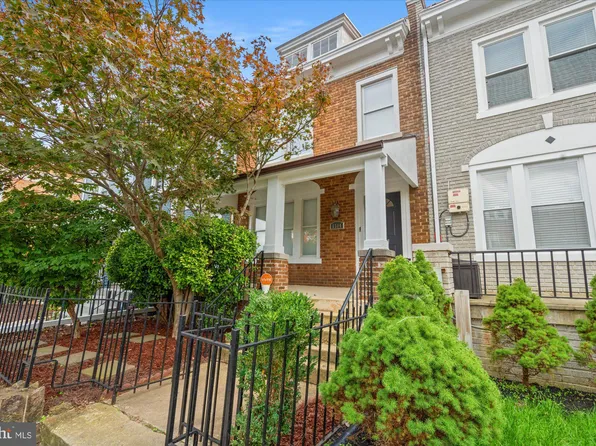 1504 Spring Pl NW, Washington, DC 20010