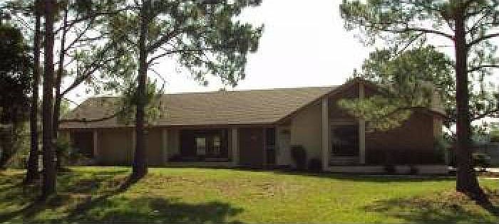 1st image of 683 Gladwin Ave