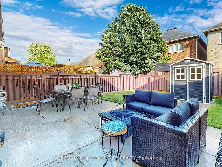 52 Four Seasons Cres — Photo 46
