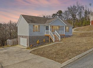 1861 Coffeetree Ln, Soddy Daisy, TN 37379