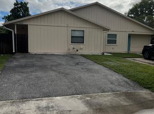 8682 Sol Ter, West Palm Beach, FL 33403