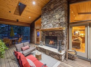 42450 Fox Farm Rd, Big Bear Lake, CA 92315