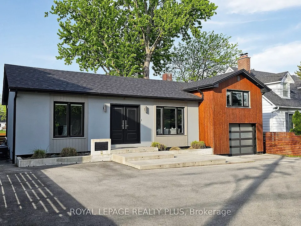 285 Bronte Rd