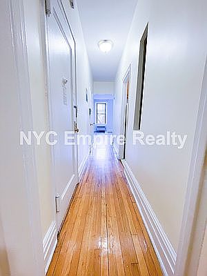 4th image of 166 W 83rd St APT 4A
