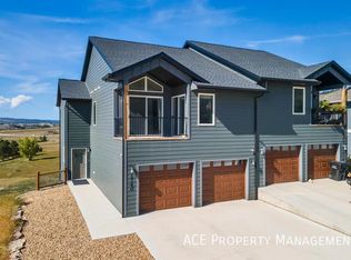 1740 Harmony Heights Ln, Rapid City, SD 57702