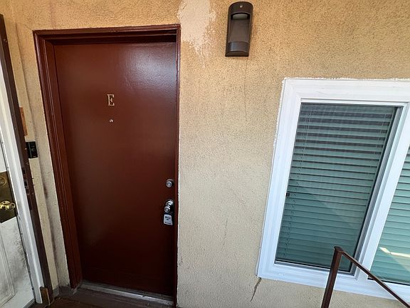2nd image of 5942 Malabar St APT E