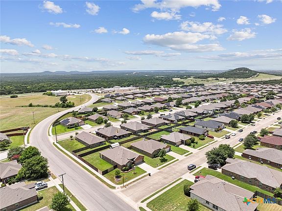 2nd image of 9407 Cricket Dr