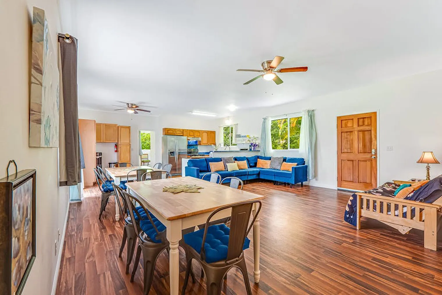 6 bed, 4.0 bath, 1851 sqft, $5,569 — Photo 3