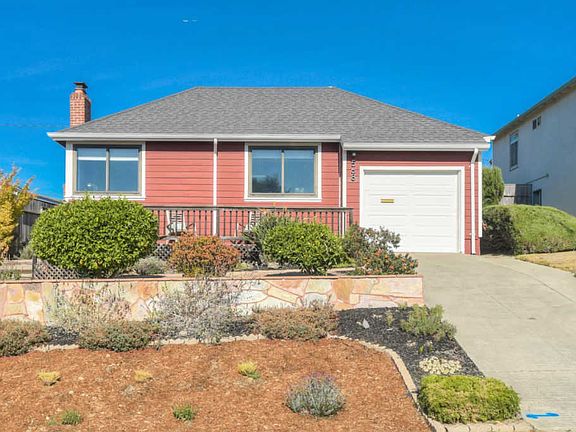 2nd image of 568 Acacia Ave
