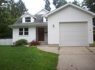 546 Samantha Ave, Lansing, MI 48910