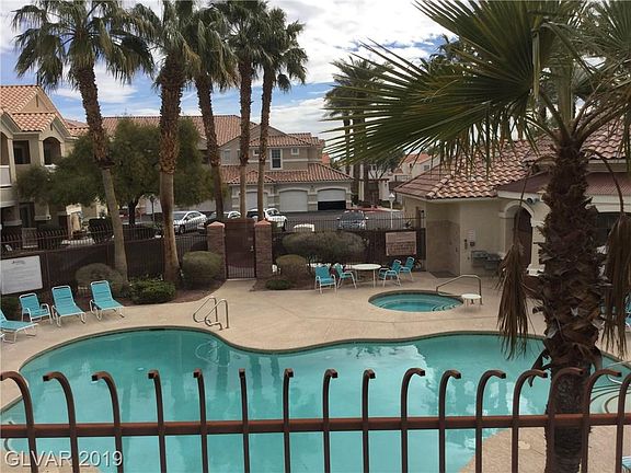 3rd image of 5855 Valley Dr Unit 2002