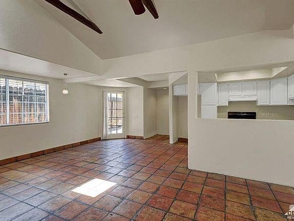 4th image of 77625 Calle Hidalgo