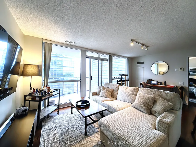 33 Sheppard Ave E #2007 — Photo 11