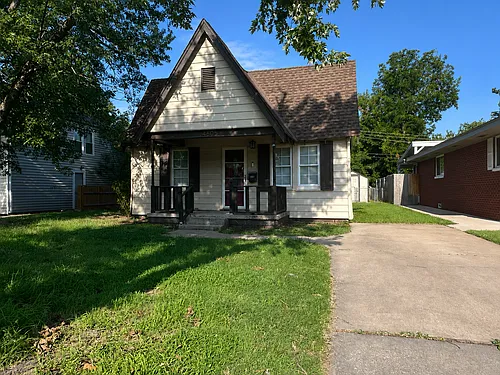 4605 N Hammond Ave Photo 1