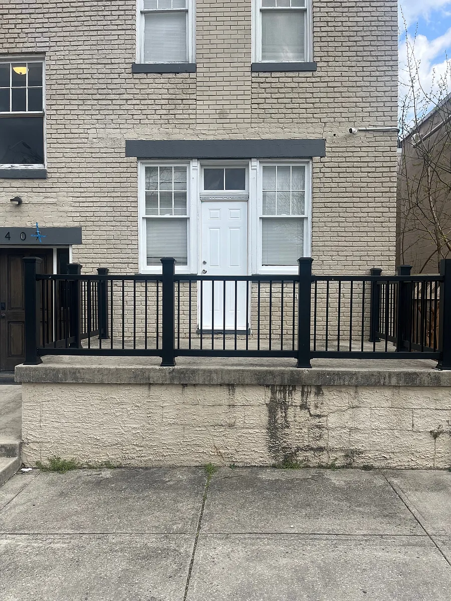 Building Photo - 2407 Brookfield Ave