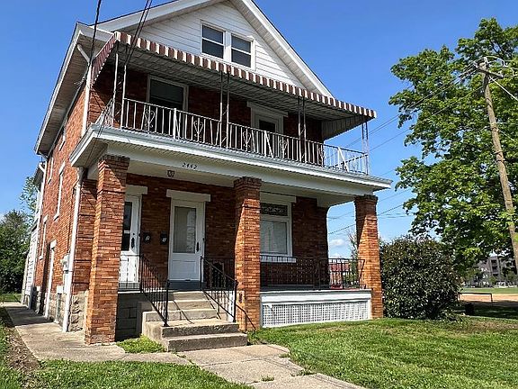 4th image of 2442 Robertson Ave