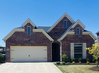 4700 SW Bedingfield St, Bentonville, AR 72712