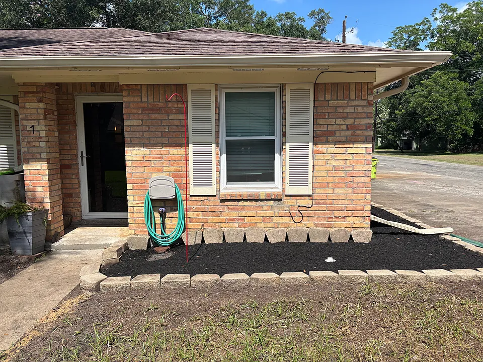 2100 Austin St #1