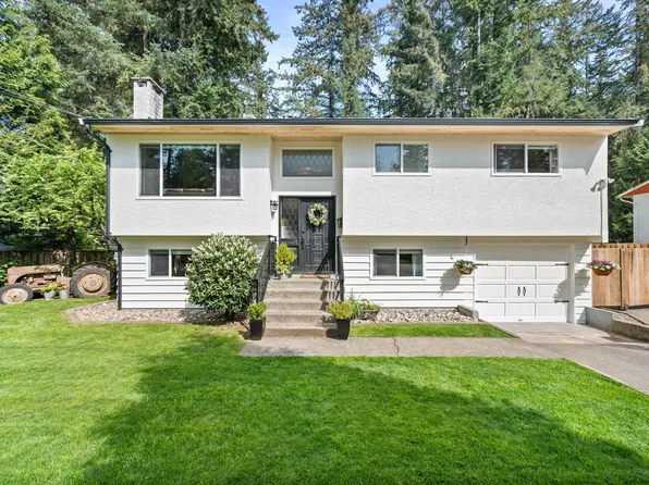 3922 202a St, Langley, BC V3A 1T2